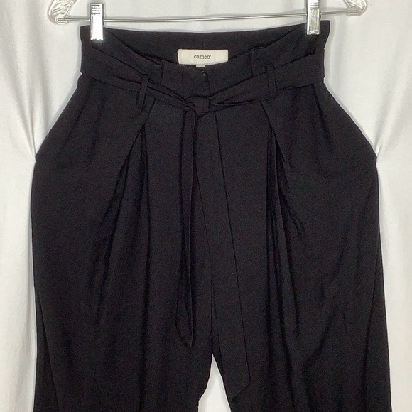 cameo Pants - Cameo High-Waist Pleated Viscose Cropped Pants With Tie Waist Size M
